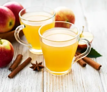 ELMA ÇAYI PARÇACIKLI